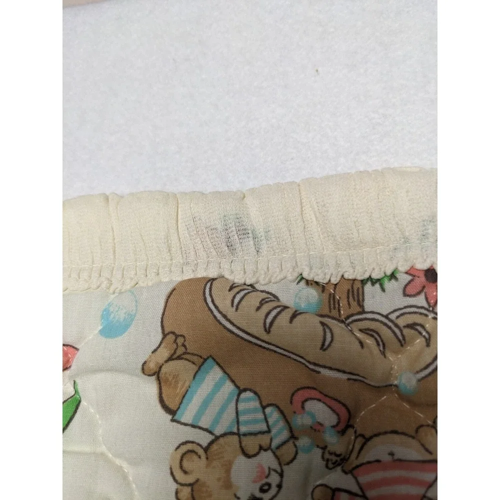 Vintage Baby Quilt Bears Bubbles Flowers 33x54 Inch‎